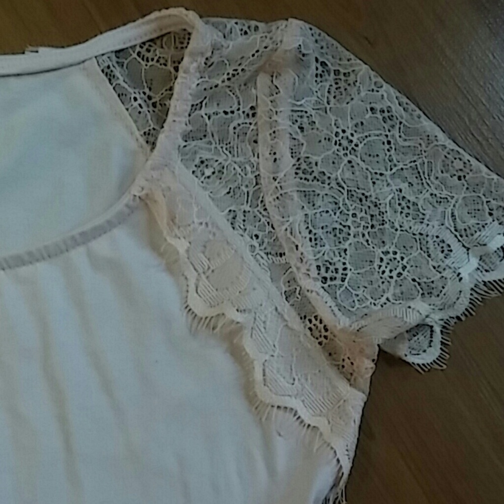 Crop Top - Picture 2 of 3